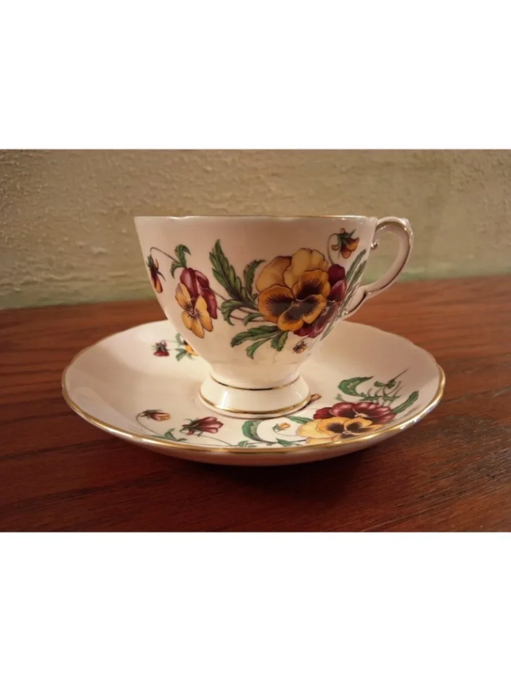 Pansy Floral Flower Teacup Vintage Tuscan Fine English Bone China Saucer Vintage